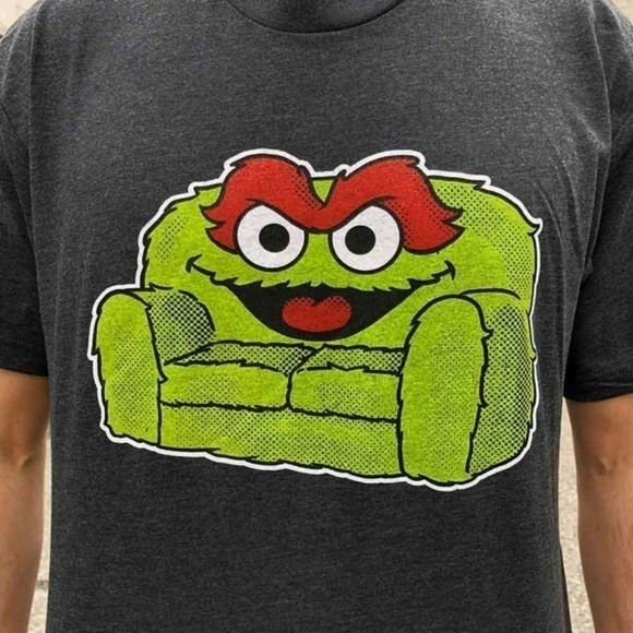 Jon Wye x Sesame Street Oscar the Grouch tee shirt - Picture 2 of 6